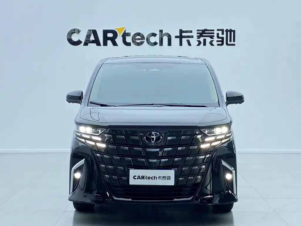 Toyota Alphard — миниатюра 2