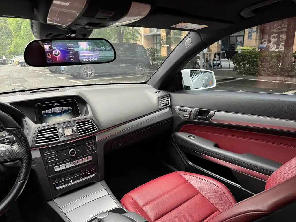 Mercedes-Benz E-Class (Import) — миниатюра 10