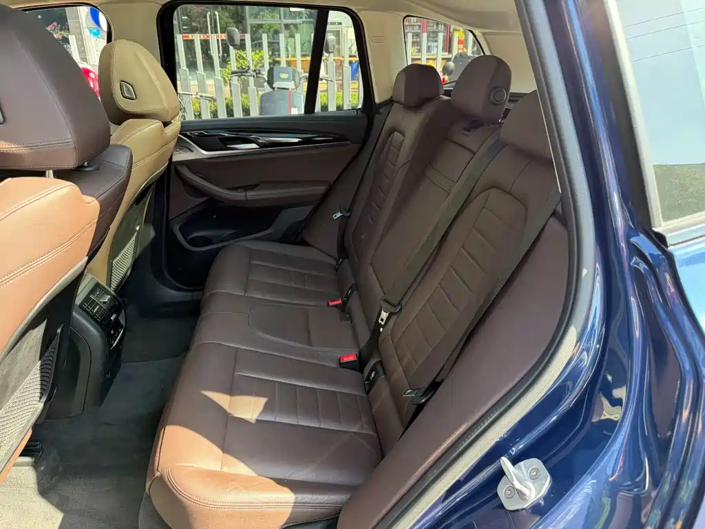 BMW X3 — миниатюра 12