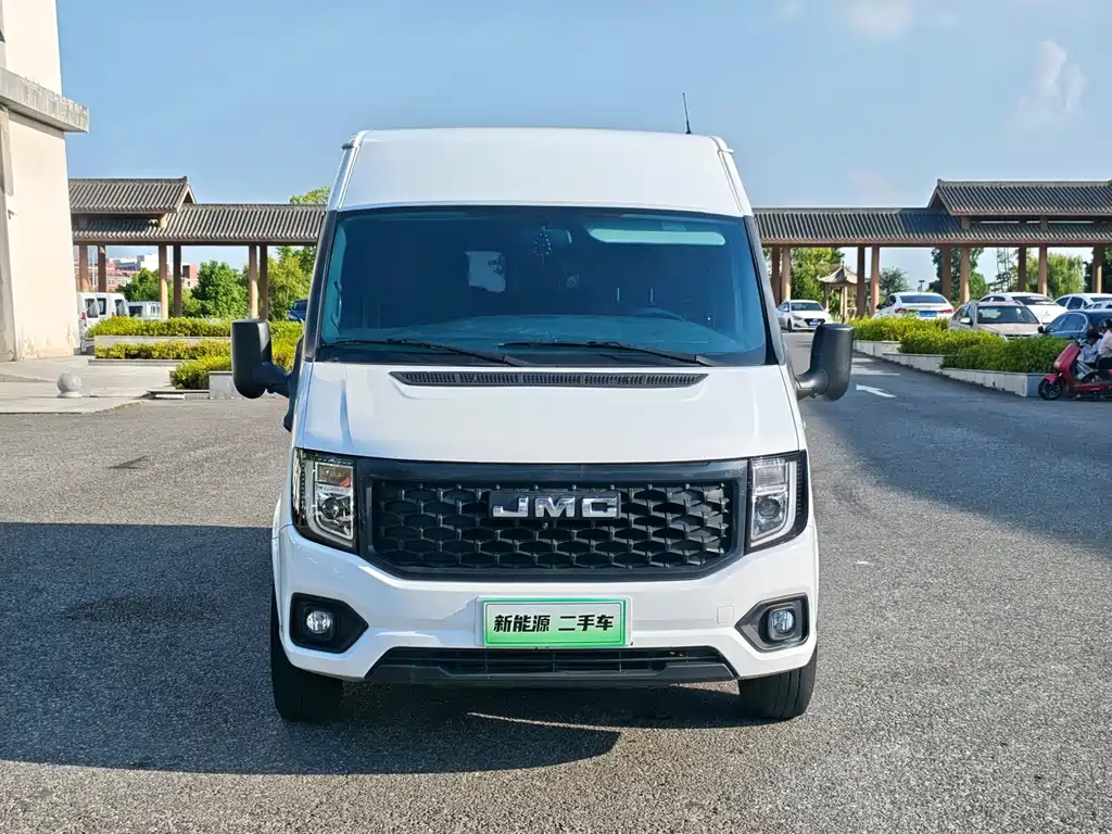 JMC JMC Fushun — миниатюра 2