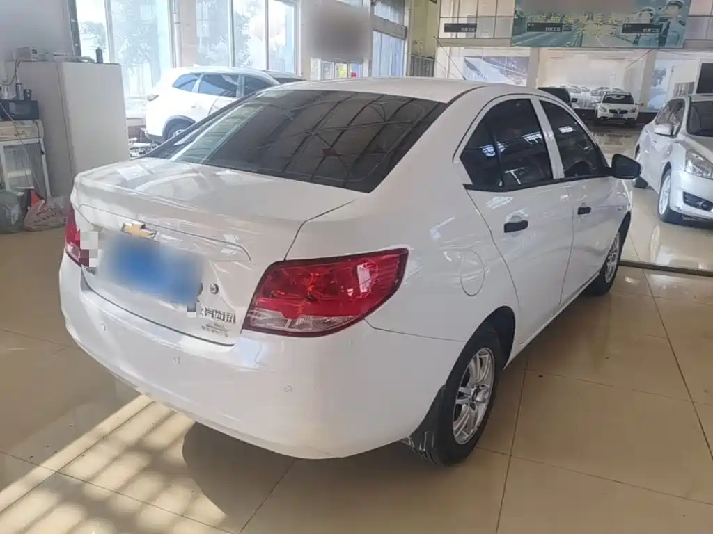 Chevrolet Sail — миниатюра 7
