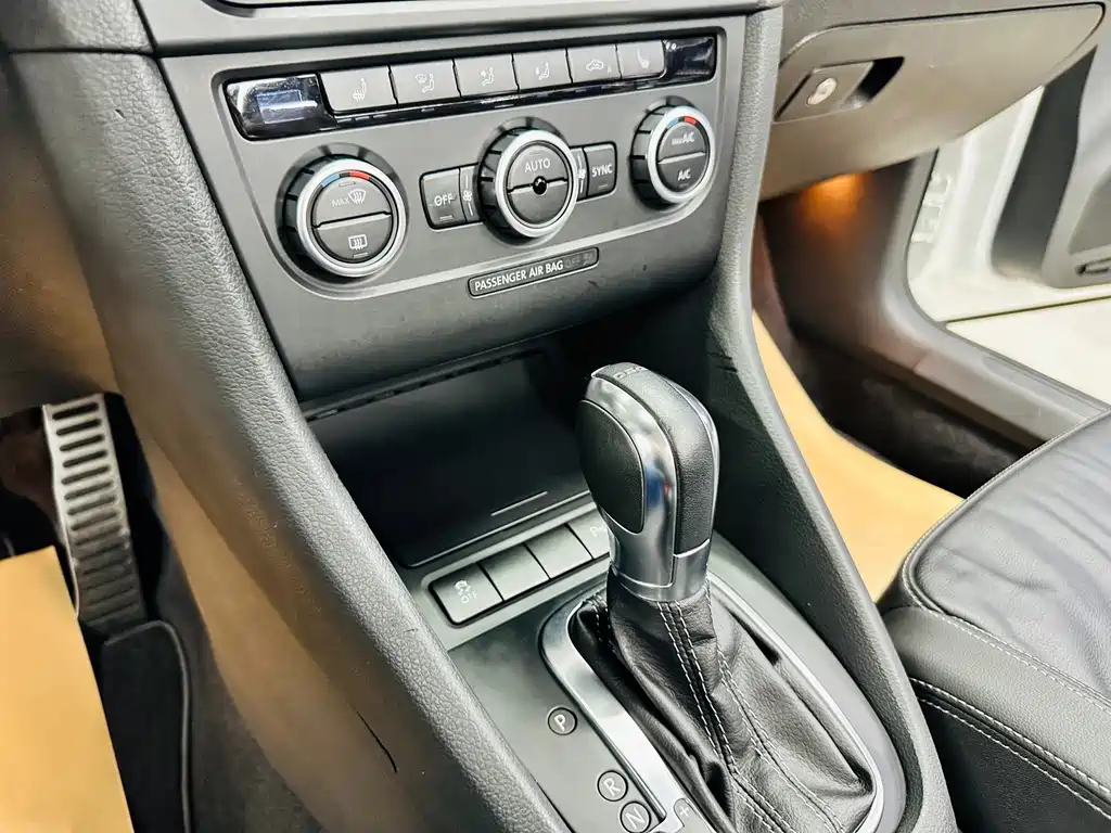 Volkswagen Golf (Import) — миниатюра 44
