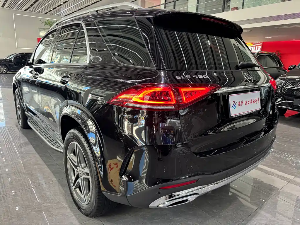 Mercedes-Benz GLE (Import) — миниатюра 22