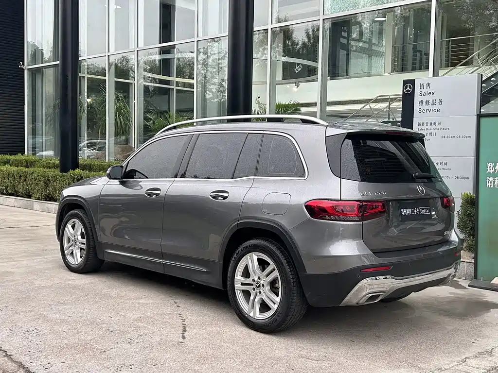Mercedes-Benz GLB — миниатюра 4