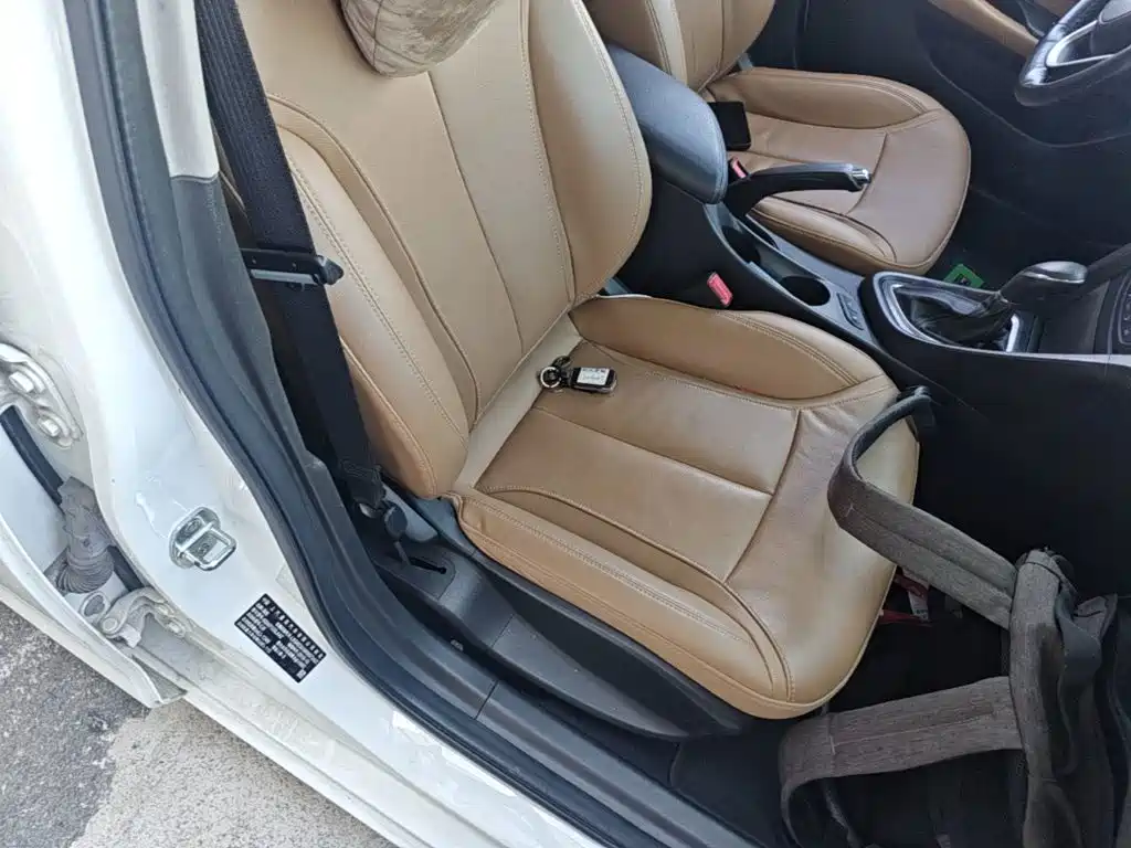 Buick Excelle — миниатюра 25