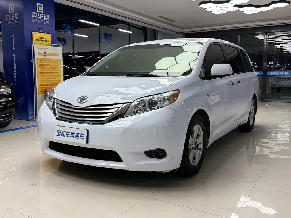 Toyota Sienna 2015