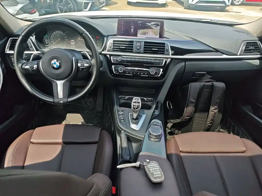 BMW 3 Series — миниатюра 10