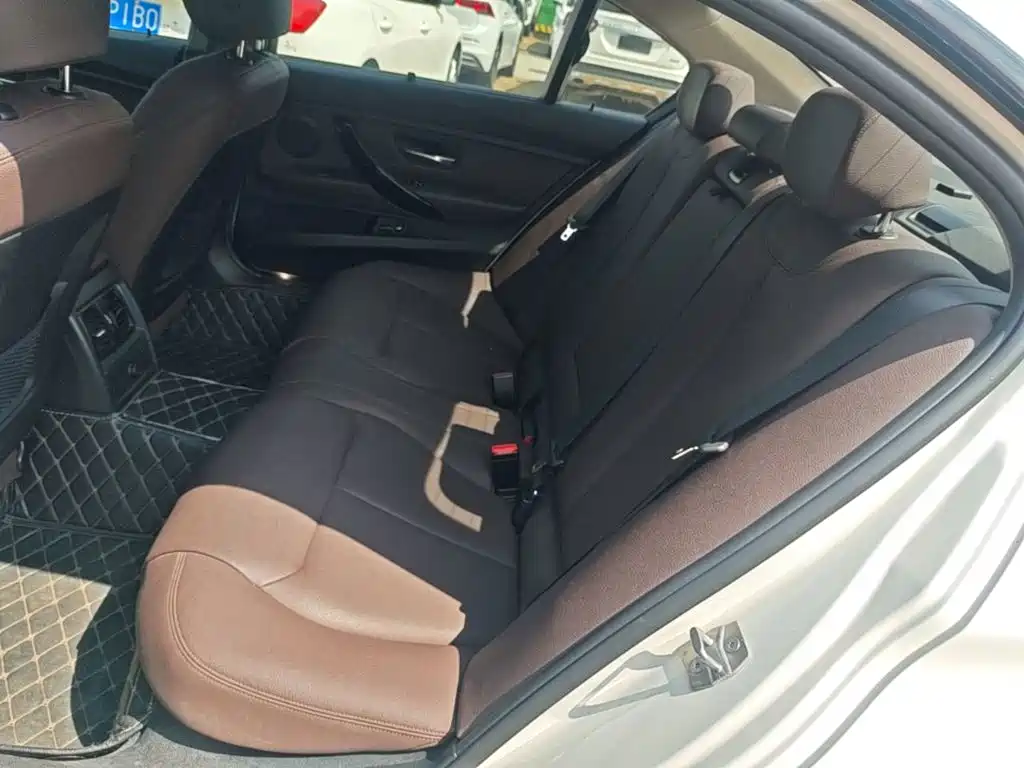 BMW 3 Series — миниатюра 17