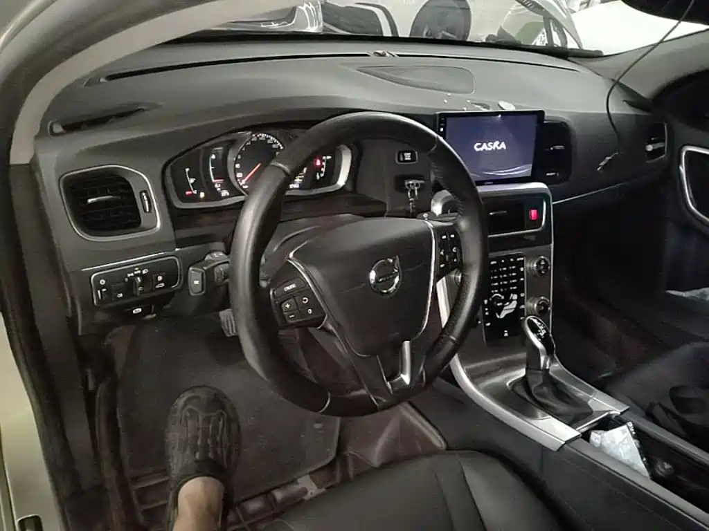 Volvo S60 2018 S60L T4