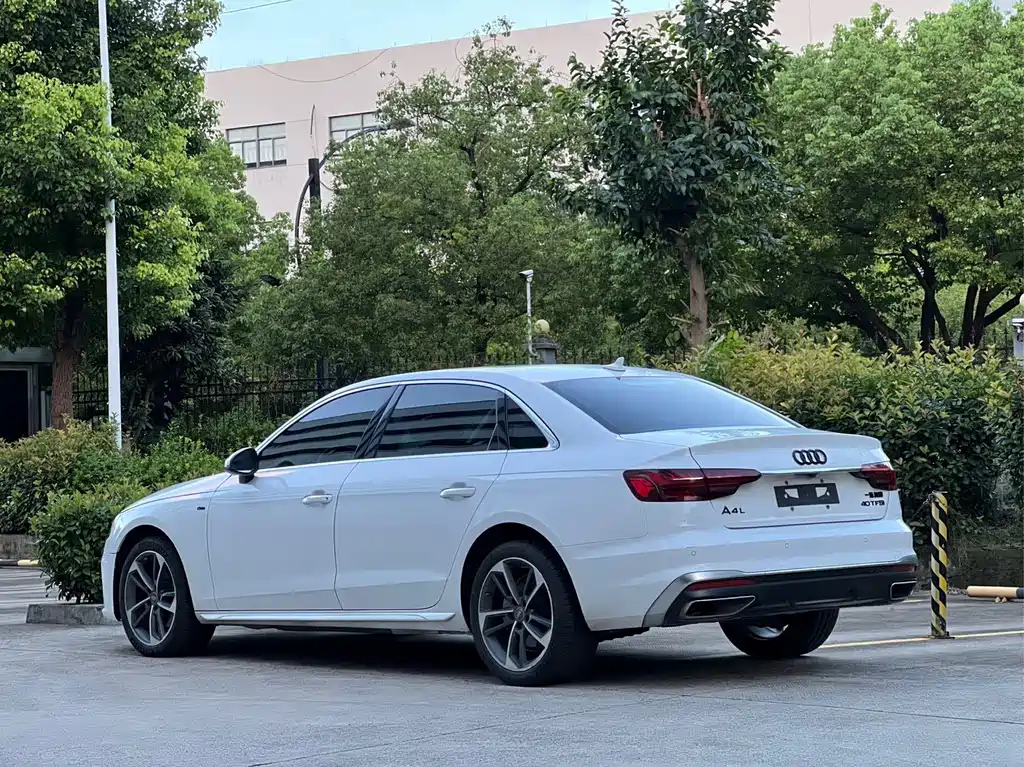 Audi A4L — миниатюра 13