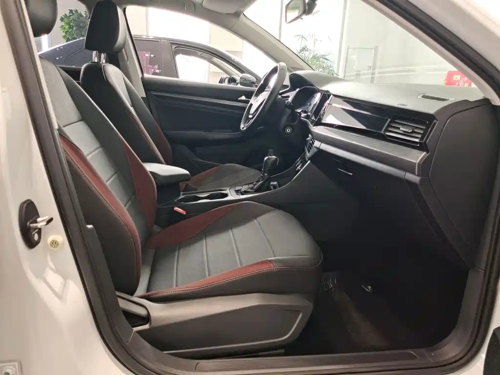 Volkswagen Bora — миниатюра 8