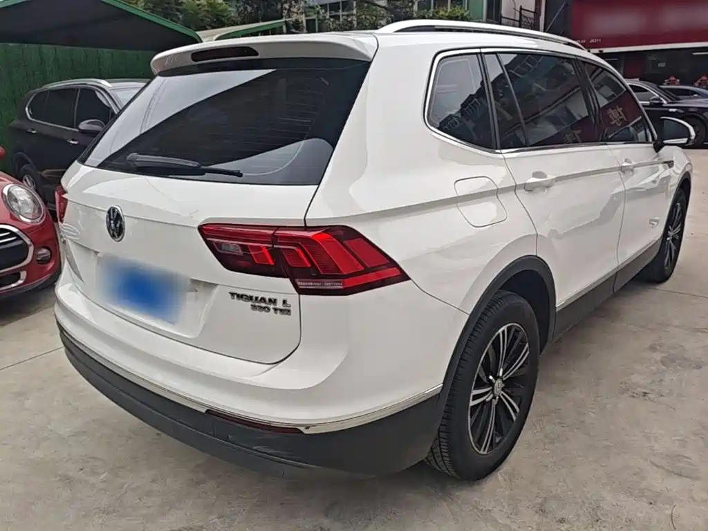 Volkswagen Tiguan L — миниатюра 7