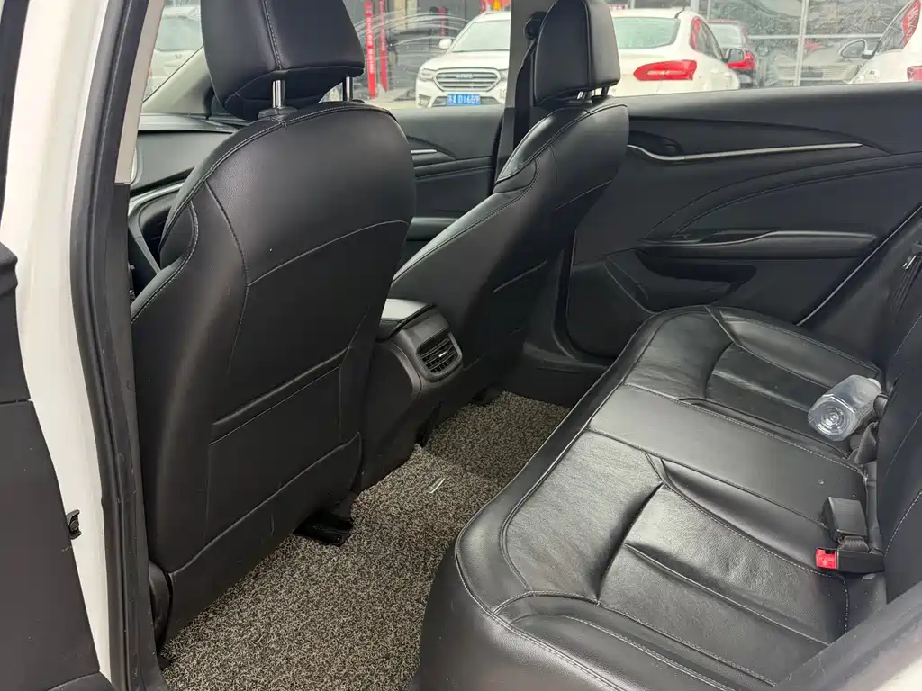 Buick Excelle — миниатюра 5