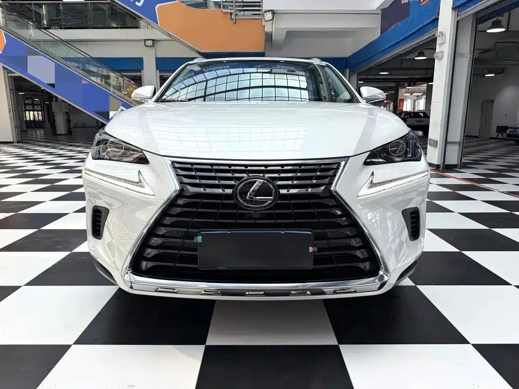Lexus NX — миниатюра 2