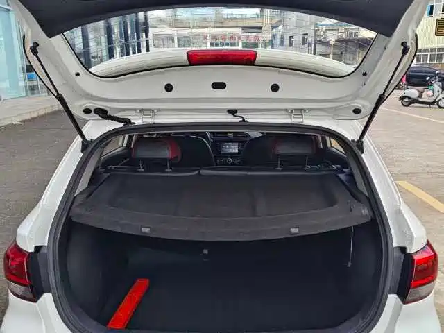 Kia KX Cross — миниатюра 15