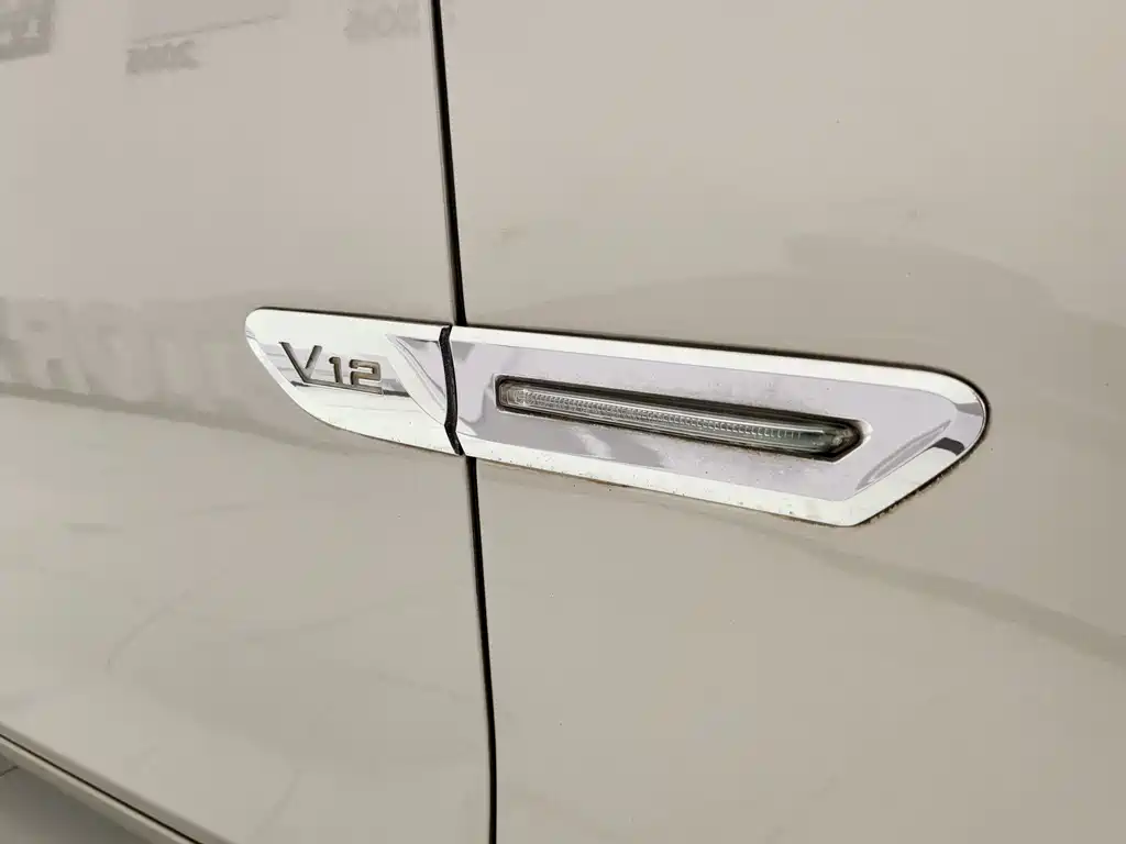 BMW 7 Series 7 2010 760Li