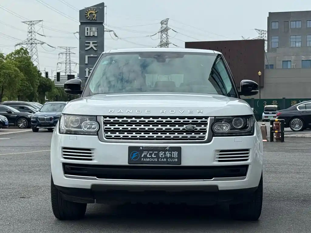 Land Rover Range Rover — миниатюра 2