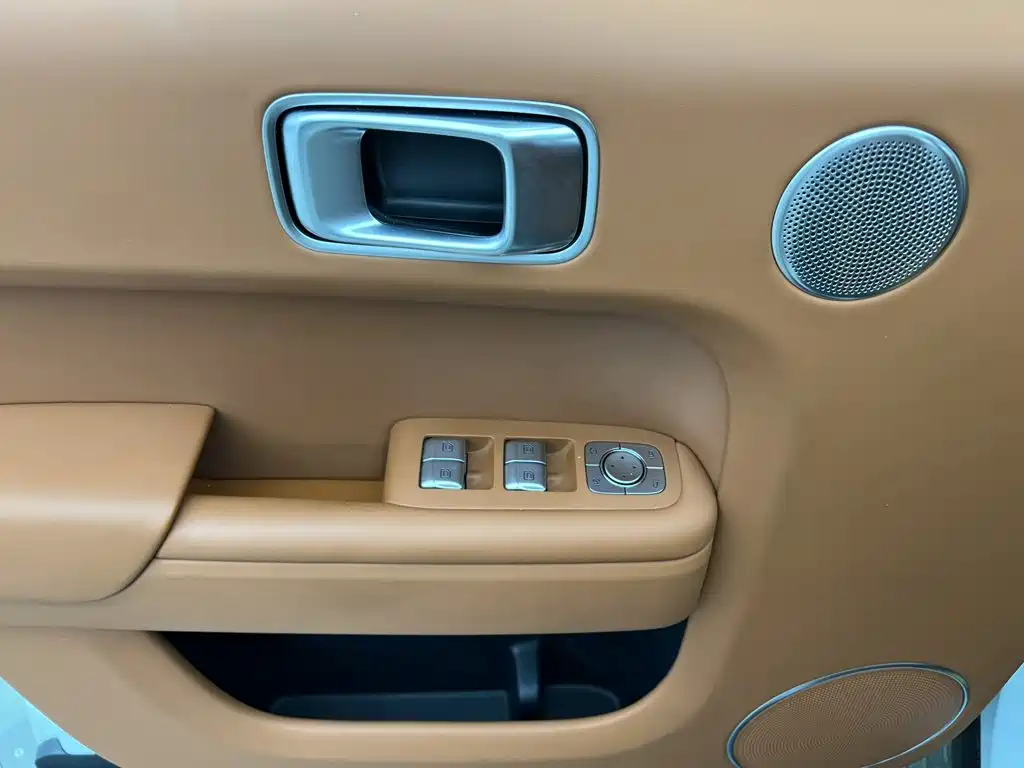 Li Auto Li L7 — миниатюра 9