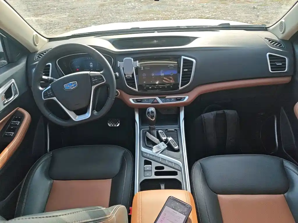 Geely Vision X6 — миниатюра 10