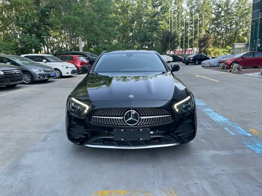 Mercedes-Benz E-Class 2021