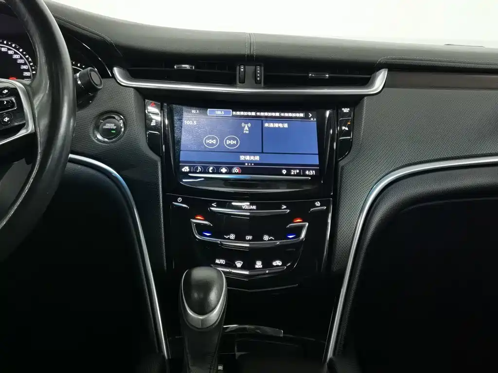 Cadillac XTS — миниатюра 12