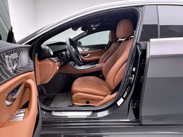 Mercedes-Benz CLS — миниатюра 12