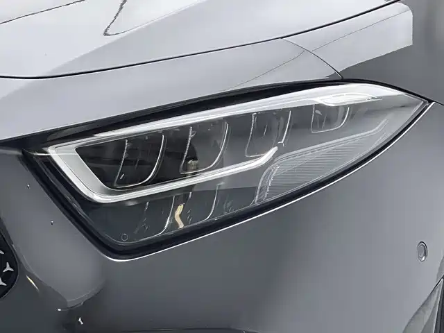 Mercedes-Benz CLS — миниатюра 15