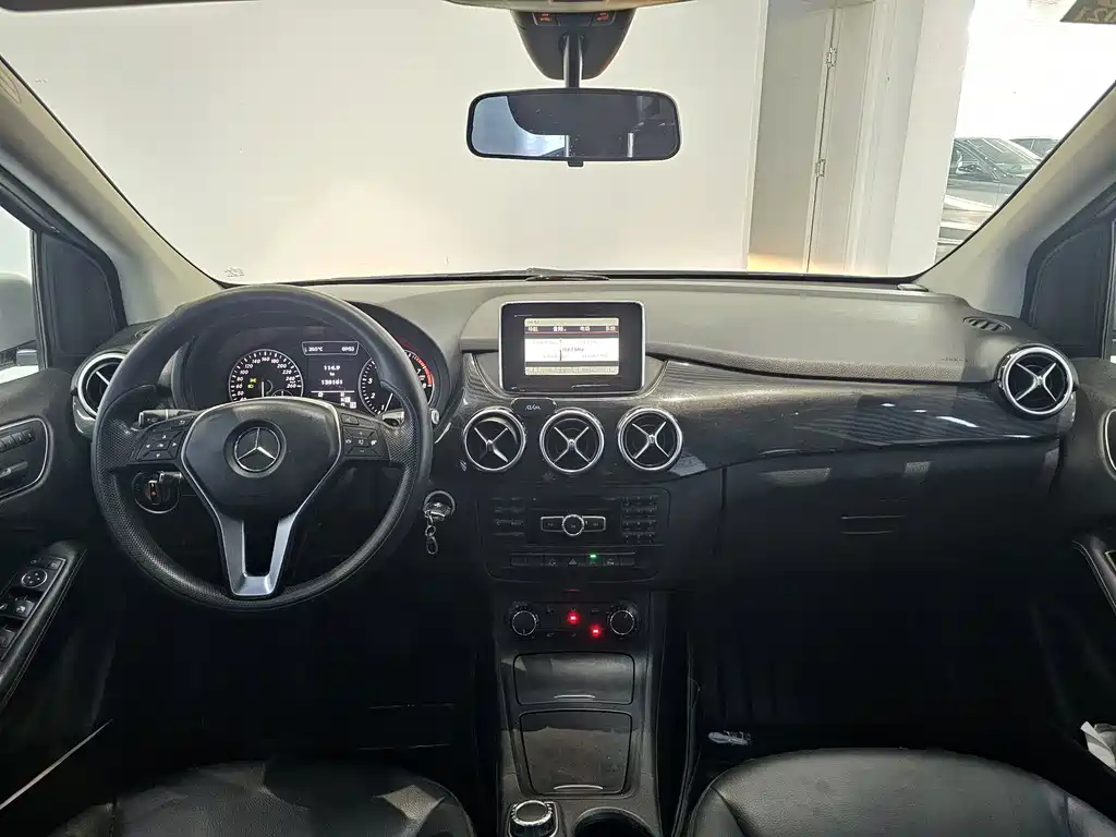 Mercedes-Benz B-Class — миниатюра 11