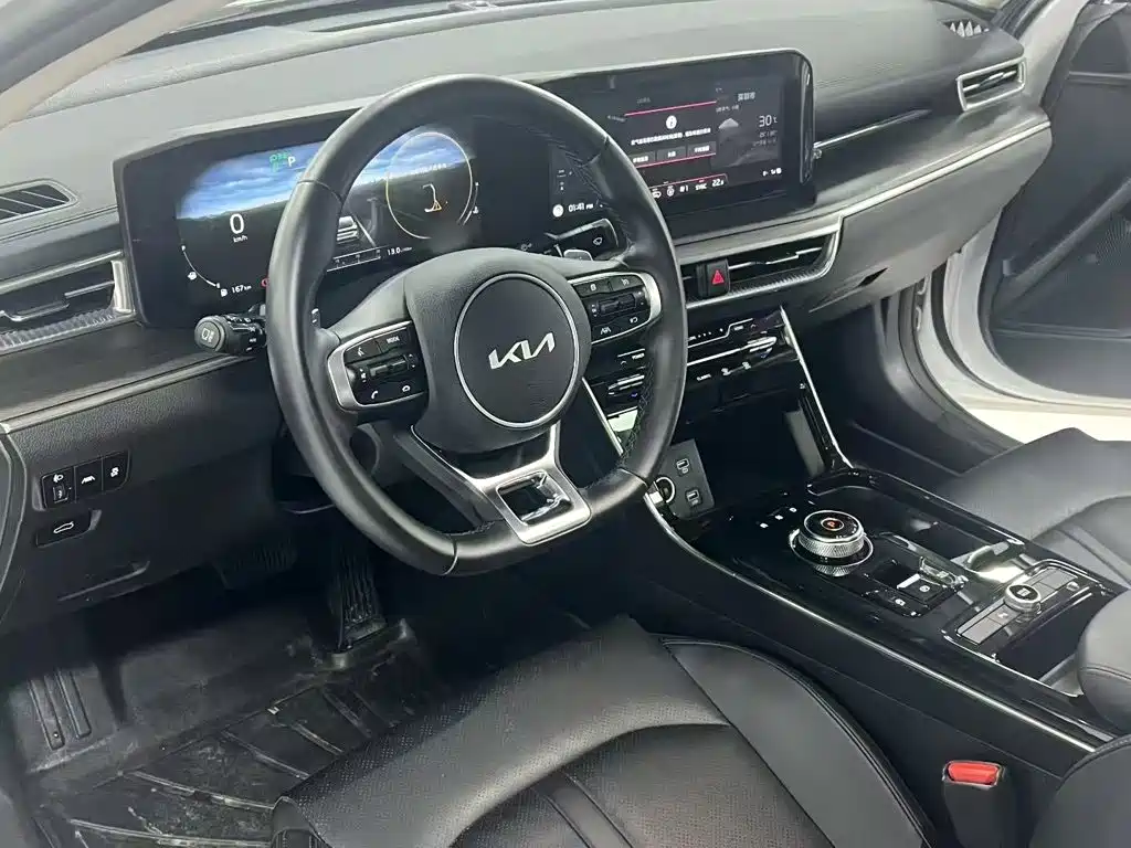 Kia K5 — миниатюра 11