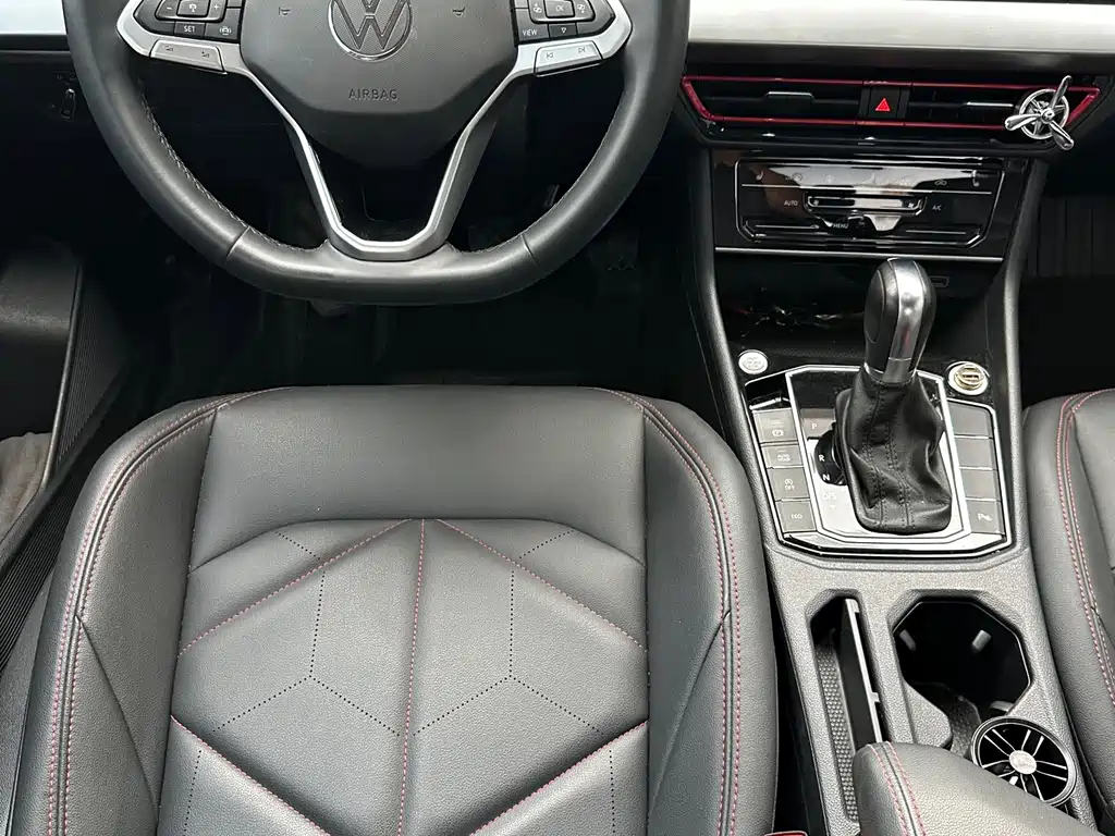 Volkswagen Lavida — миниатюра 12