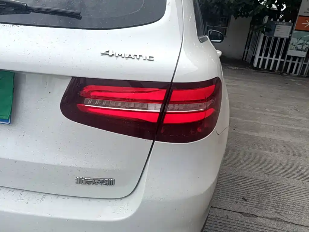 Mercedes-Benz GLC — миниатюра 8