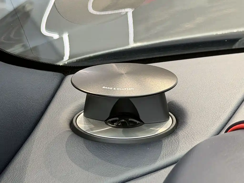 Aston Martin DBS 2019 DBS Superleggera V12 Coupe