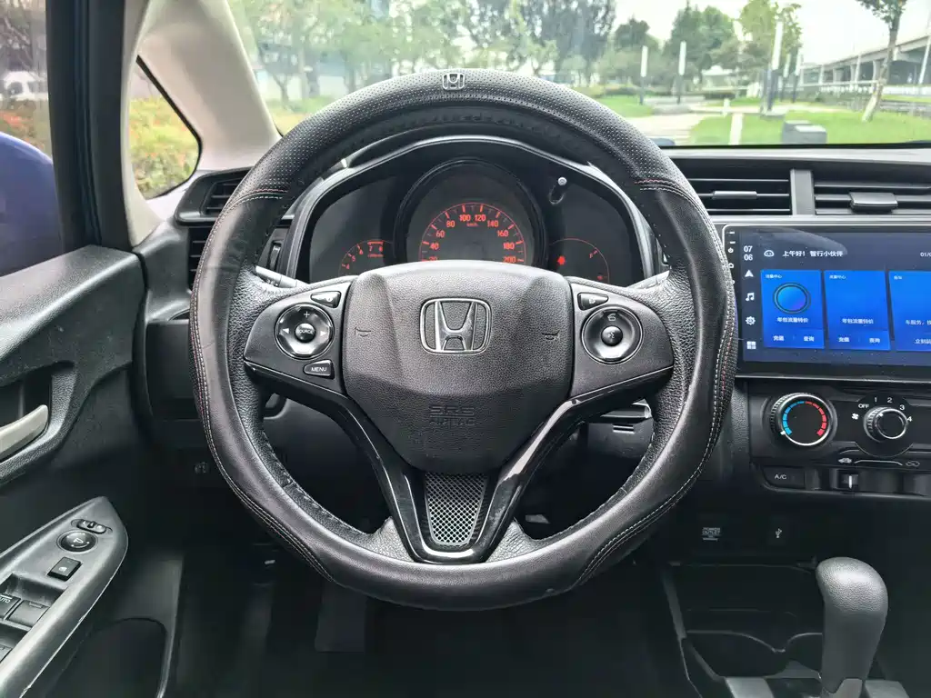 Honda Fit — миниатюра 14