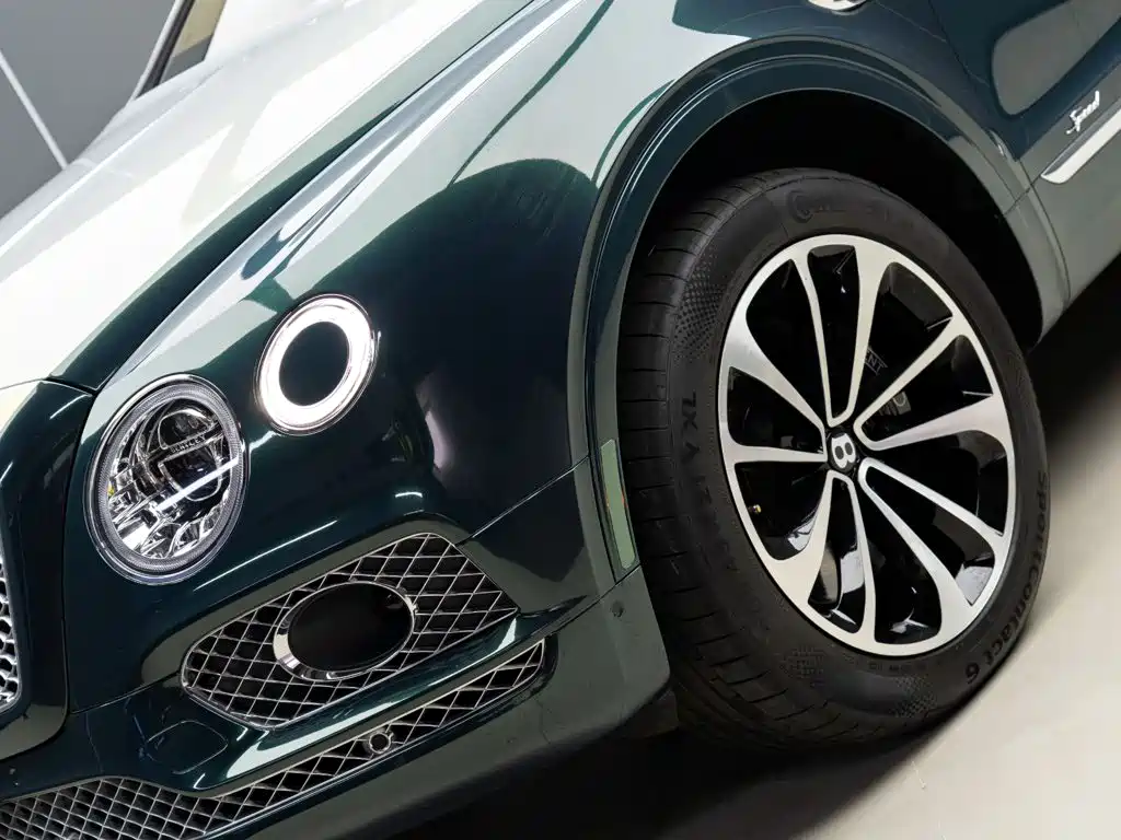 Bentley Bentayga — миниатюра 3