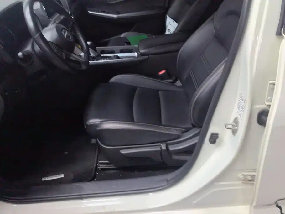 Nissan Sylphy — миниатюра 9