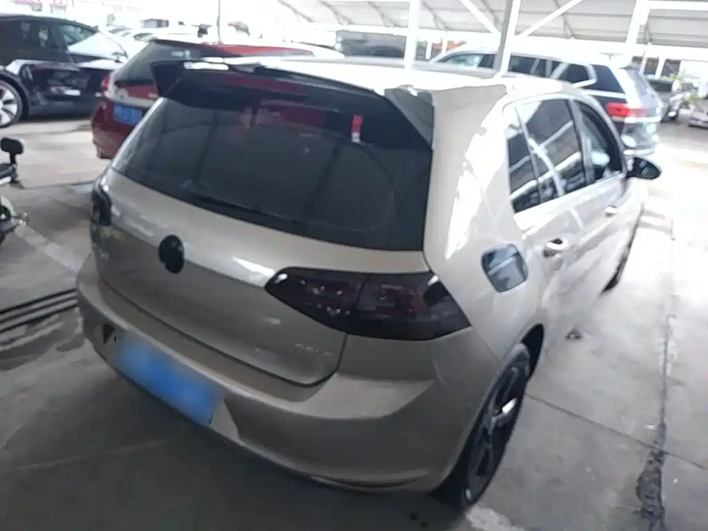 Volkswagen Golf — миниатюра 7