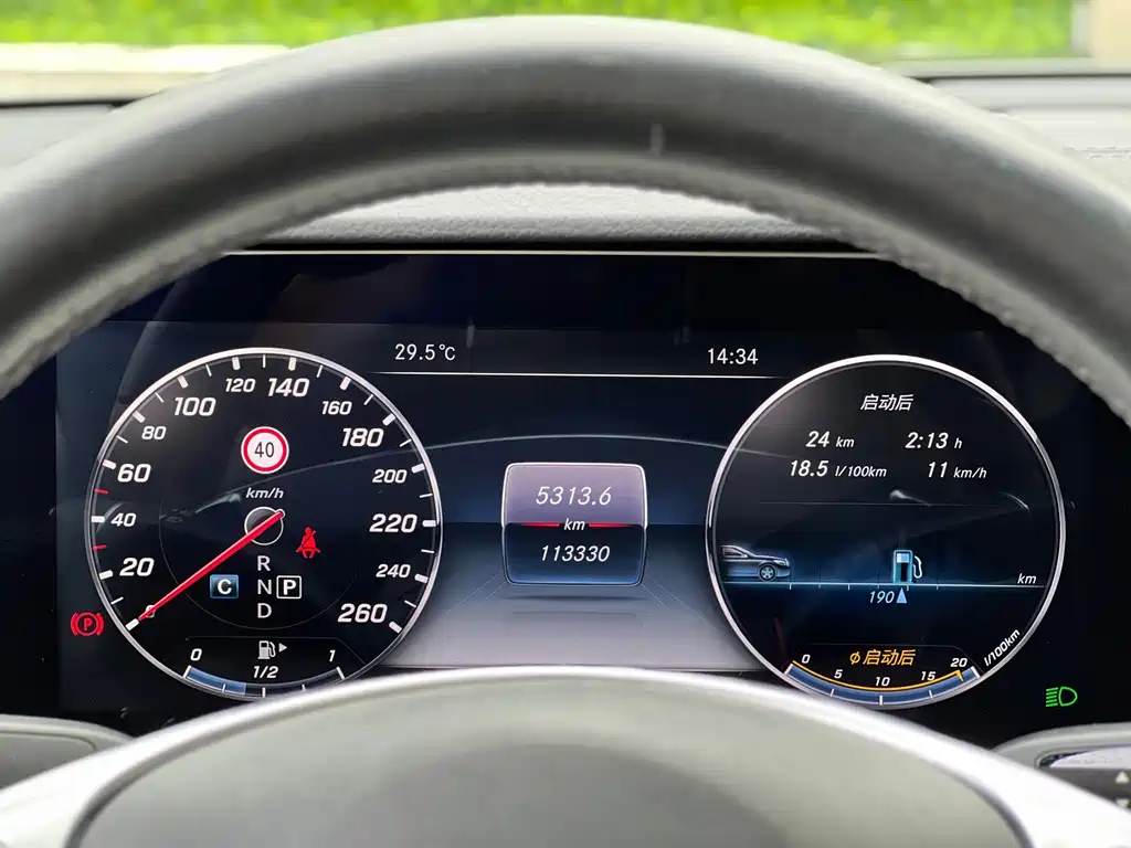 Mercedes-Benz E-Class — миниатюра 18