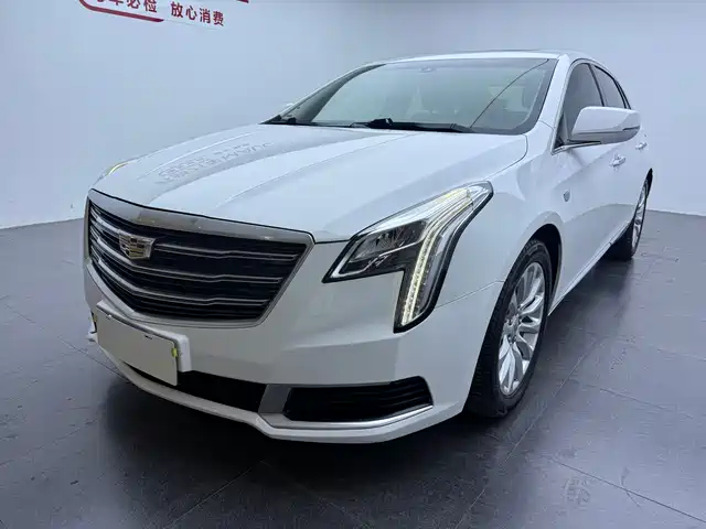 CADILLAC XTS