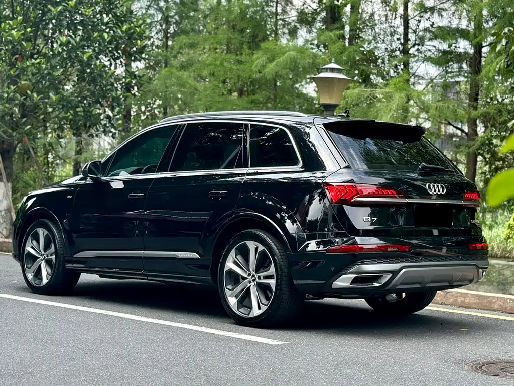 Audi Q7 2020 55 TFSI quattro S line Sport