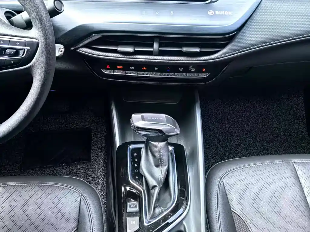 Buick Verano — миниатюра 20