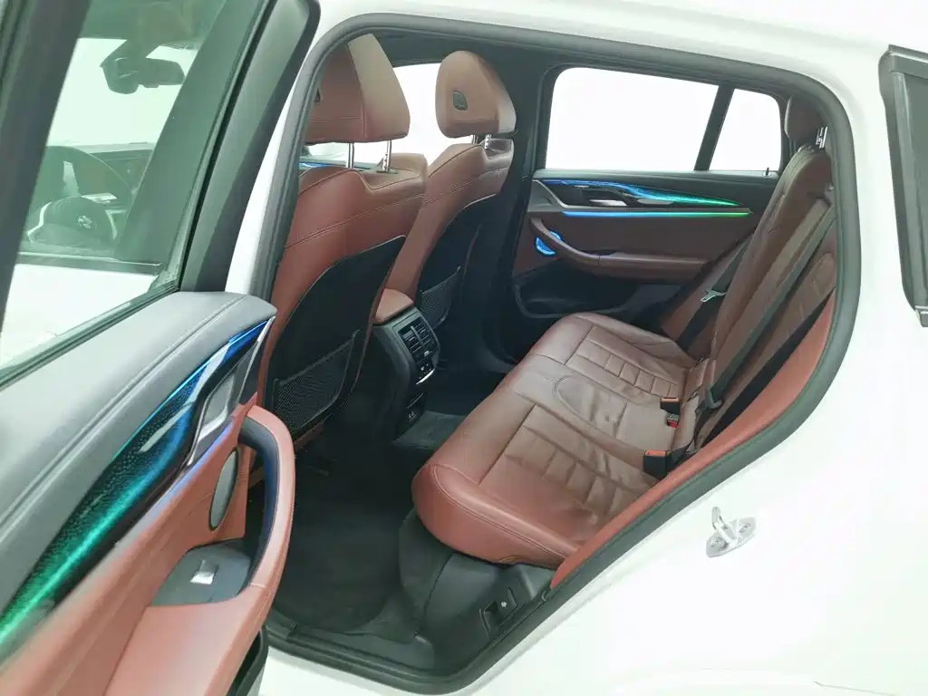 BMW X4 — миниатюра 15