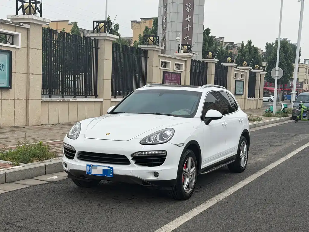 Porsche Cayenne 2011