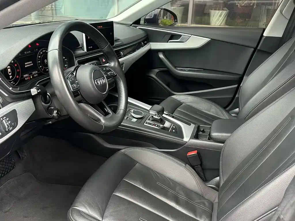 Audi A5 (Import) - фото 8