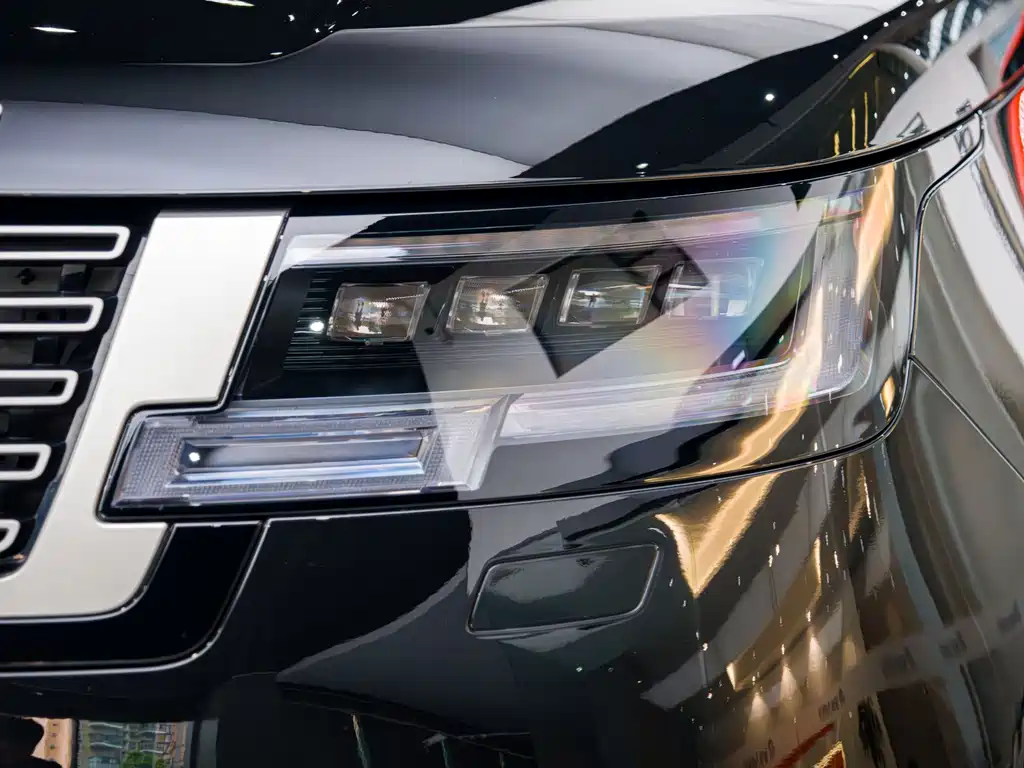 Land Rover Range Rover — миниатюра 22