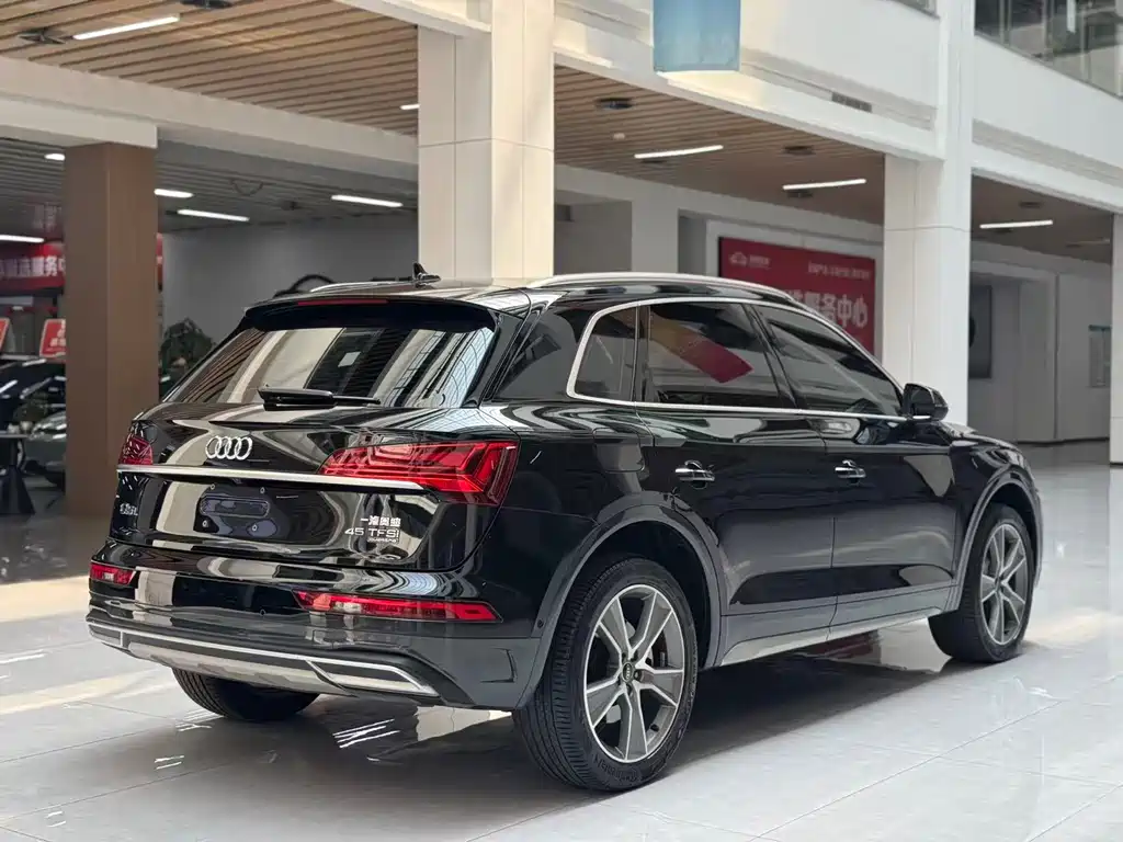 Audi Q5L — миниатюра 5