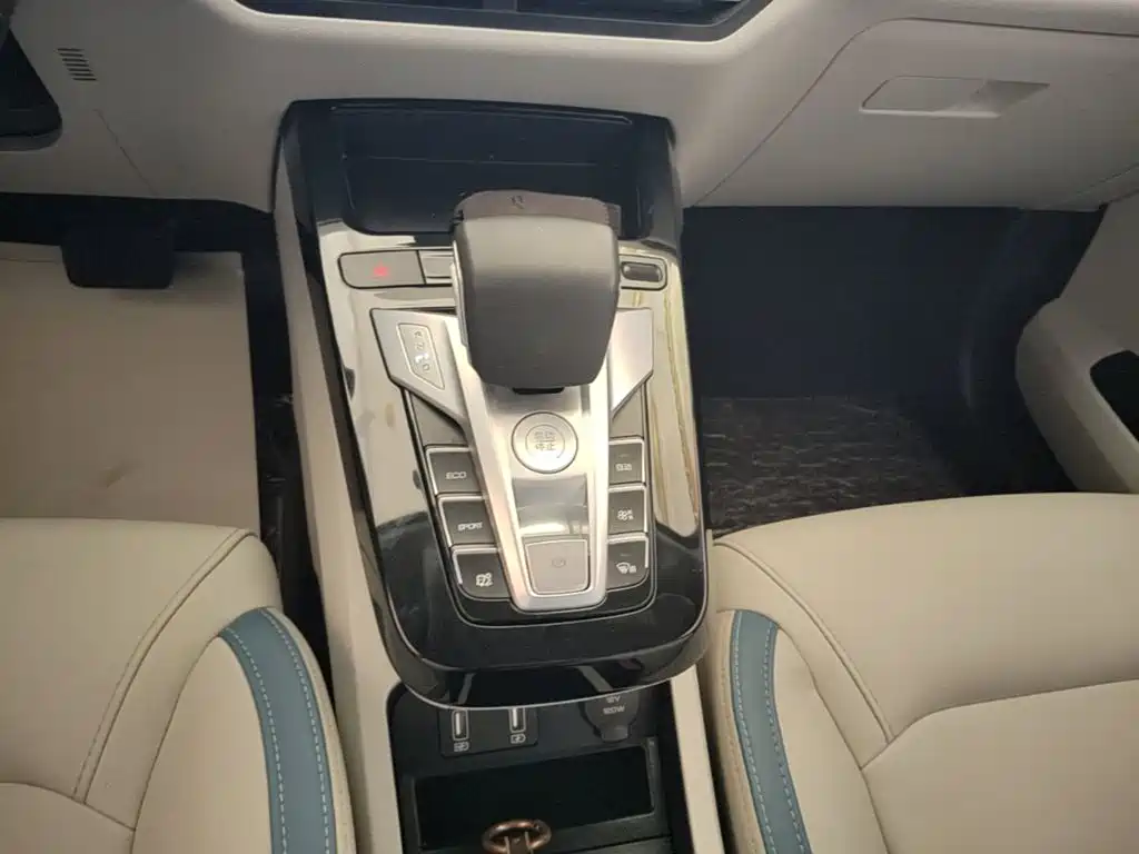 BYD Yuan Pro — миниатюра 14