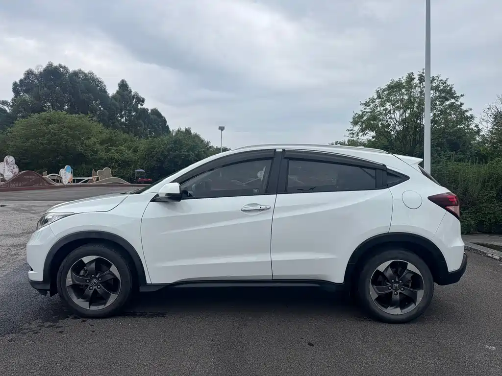 Honda Vezel — миниатюра 4
