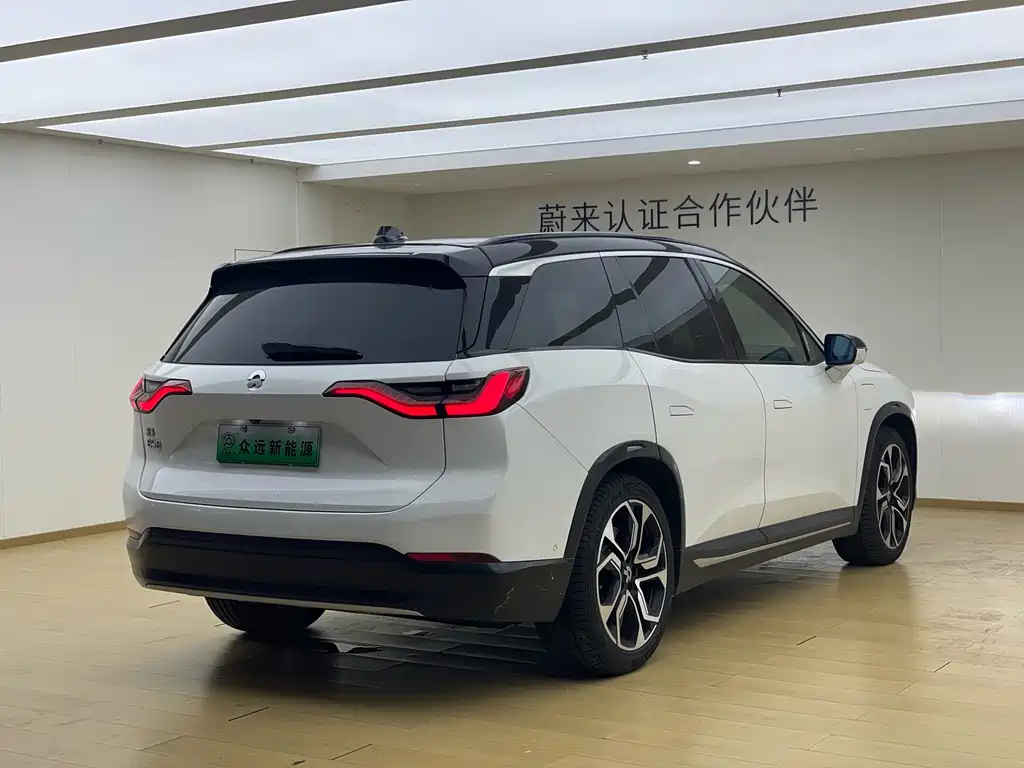 NIO ES8 — миниатюра 5