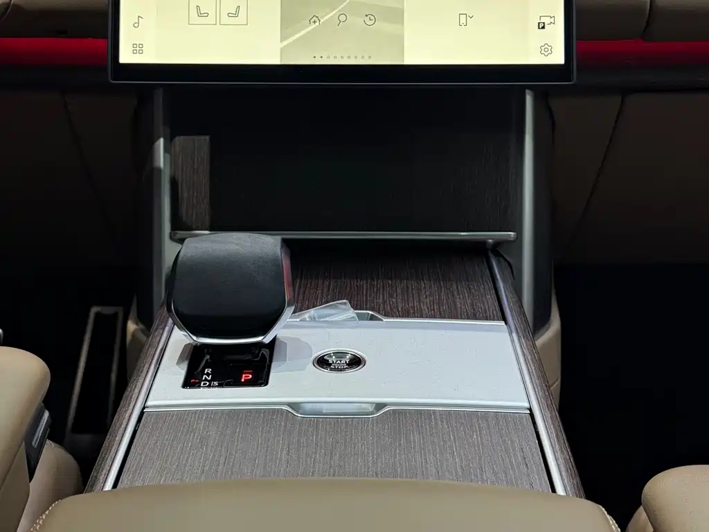 Land Rover Range Rover — миниатюра 14