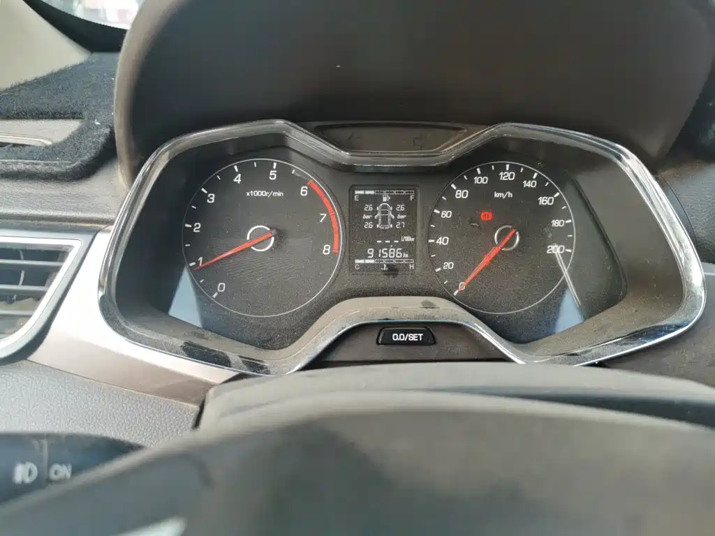 Baojun 310W — миниатюра 13